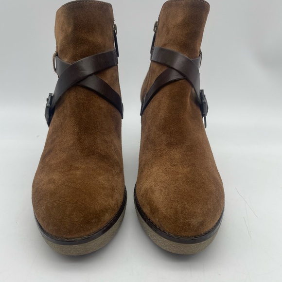 ANDRE ASSOUS Pamie Suede Leather Wedge Booties - Picture 2 of 8